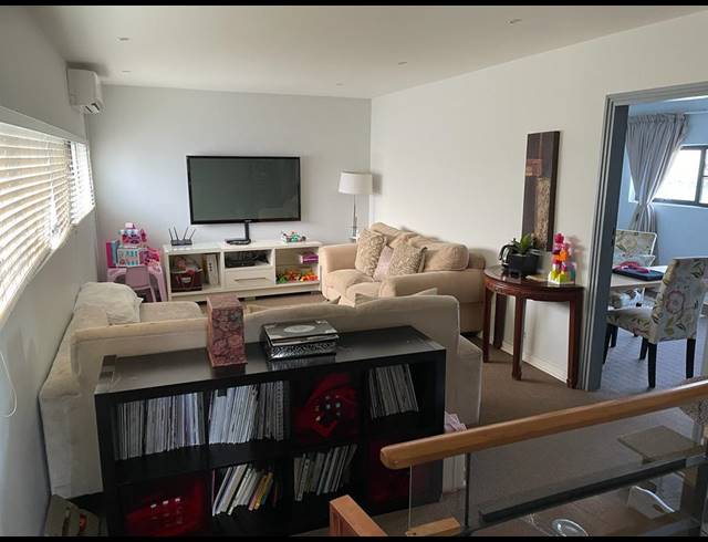 3 BEDROOM DUPLEX TO LET IN GLENWOOD